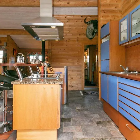 Дом отдыха 5 Person In *